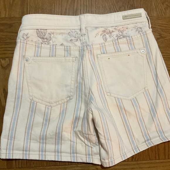 Anthropologie Pilcro Slim Boyfriend Striped Shorts - Picture 2 of 2